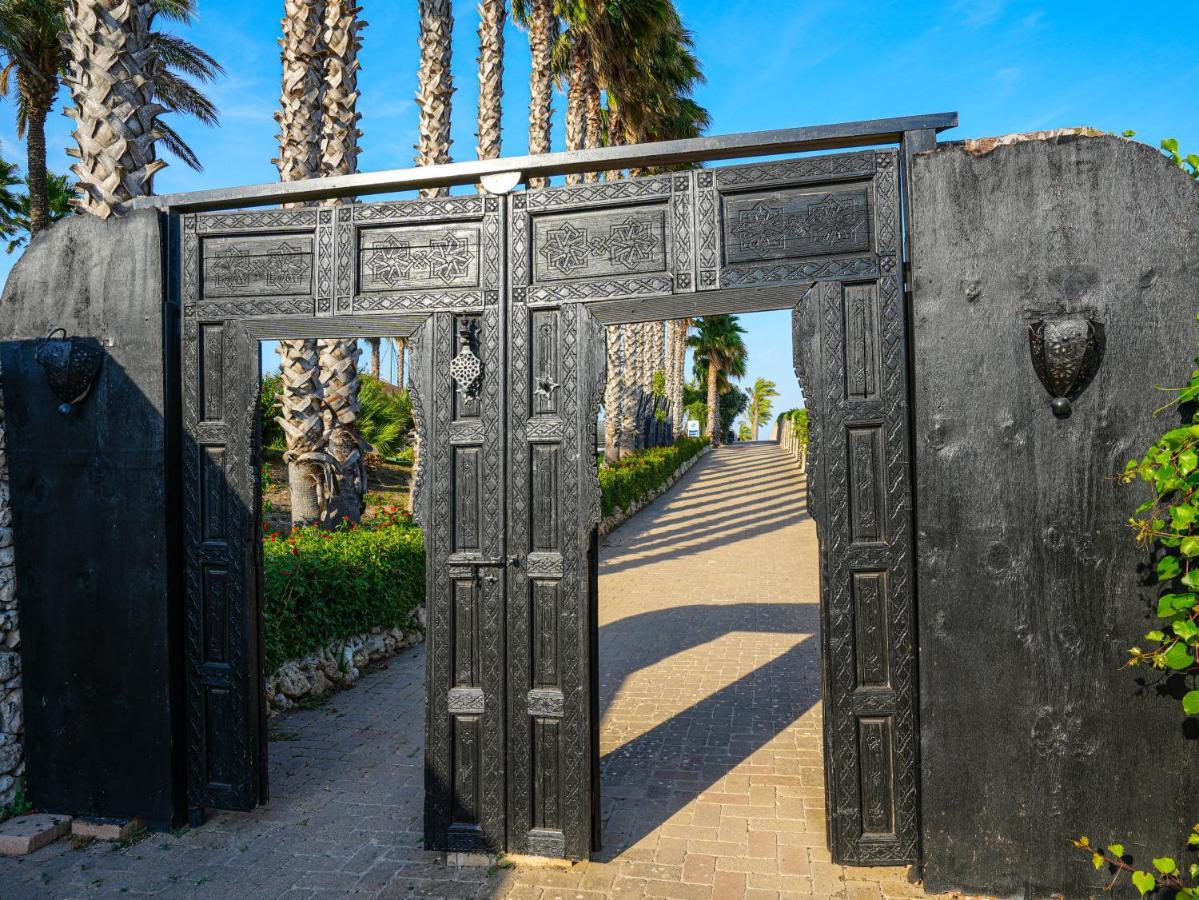 Amareclub Baia Dei Turchi Resort - Adults Only Отранто Екстериор снимка